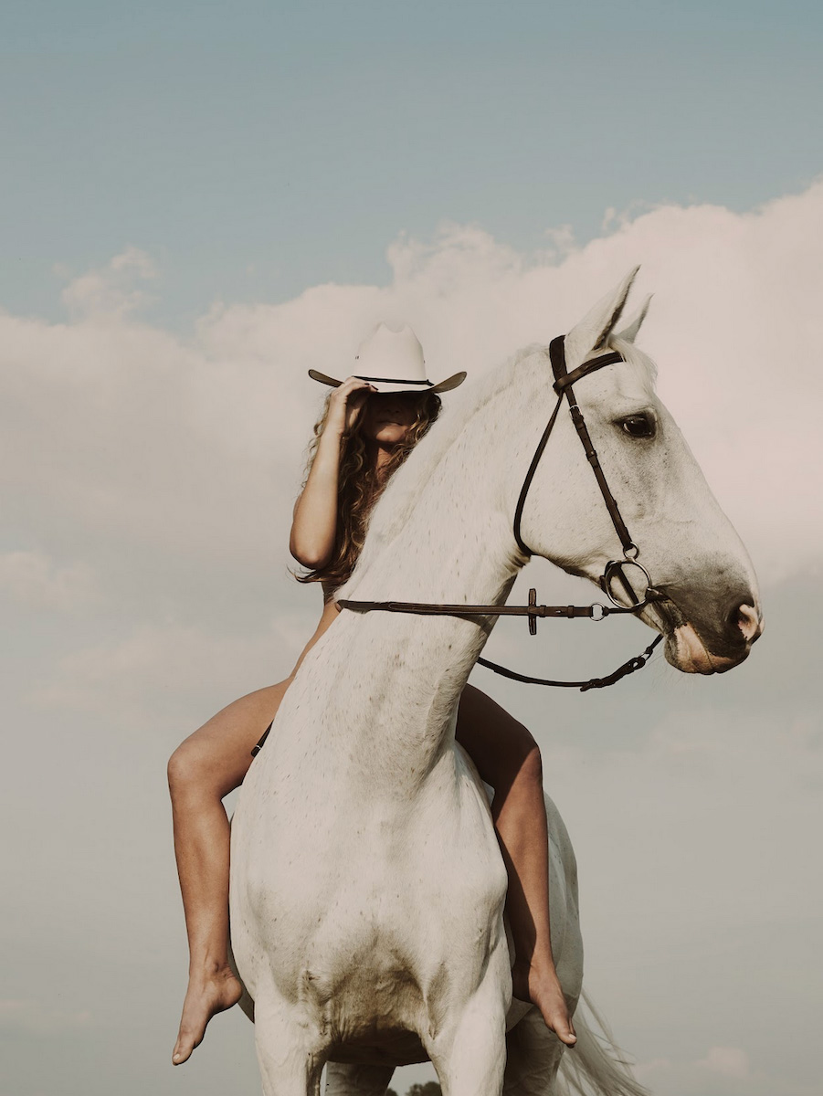 MankovskyMaryhill2026-Pamela Hanné – Yeehaw