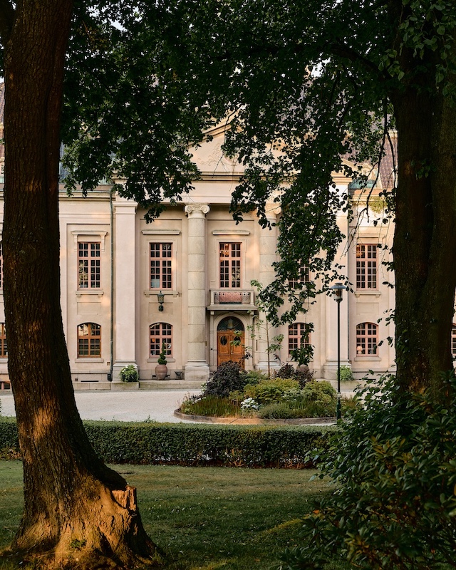 Maryhill Estate – Outside Hill House